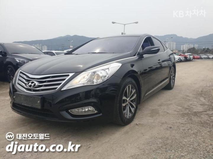Hyundai Grandeur HG HG240 Luxury 3