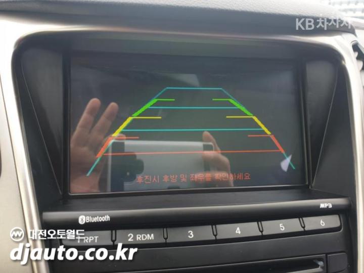 Hyundai Grandeur HG HG240 Luxury 10