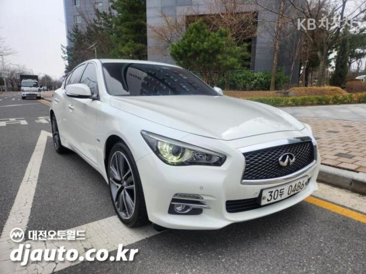 Infiniti Q50 2.2d Premium 3