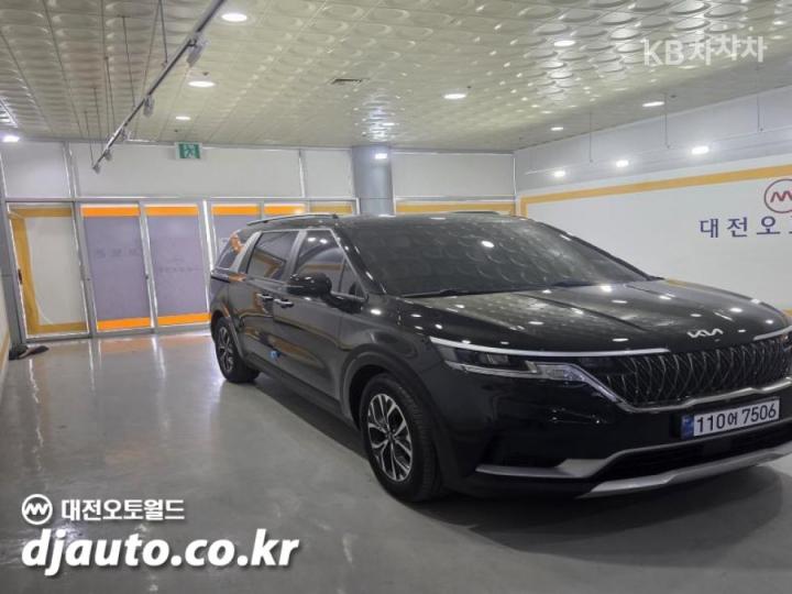 Kia Carnival D2.2 Prestige 3