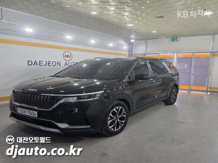 Kia Carnival D2.2 Prestige 4