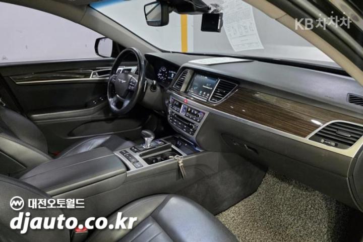 Genesis G80 3.3 GDI AWD Luxury 7