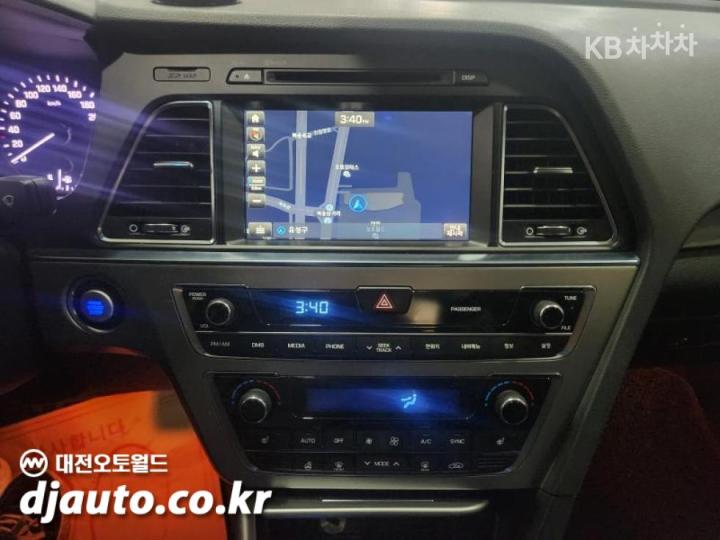 Hyundai Sonata LF 2.0 Smart Base Type 10