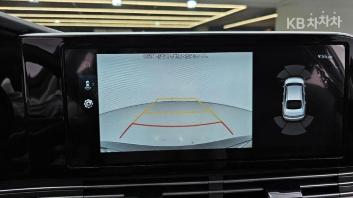 Hyundai Grandeur LPi 3.0 Premium 9