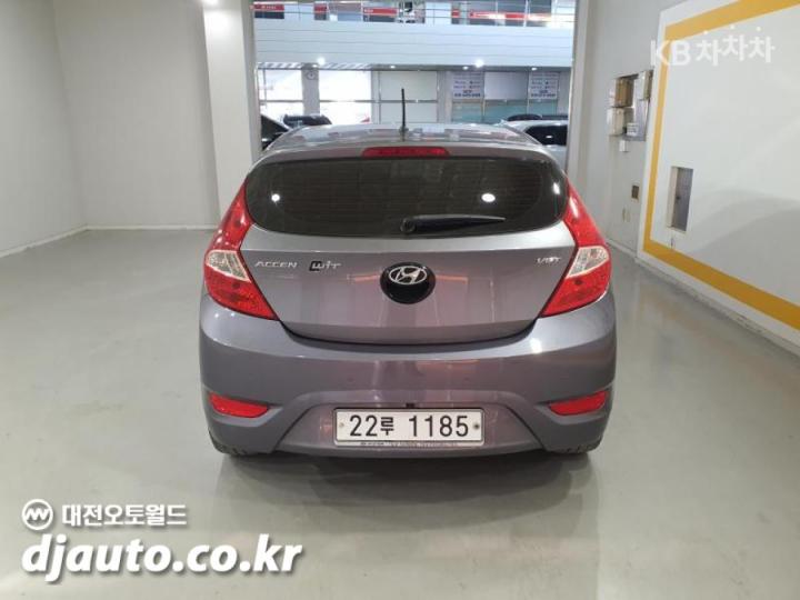Hyundai Accent New 1.6 VGT Modern 5