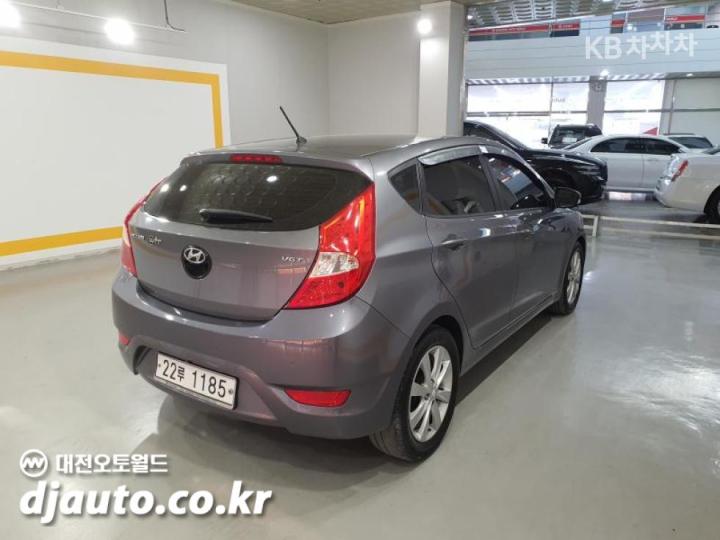 Hyundai Accent New 1.6 VGT Modern 6