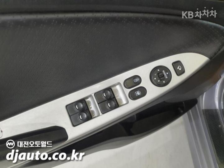 Hyundai Accent New 1.6 VGT Modern 10