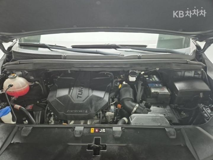 Kia Carnival D2.2 Prestige 6