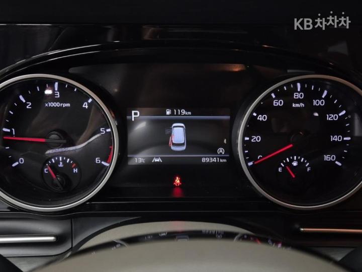 Kia Carnival D2.2 Prestige 7