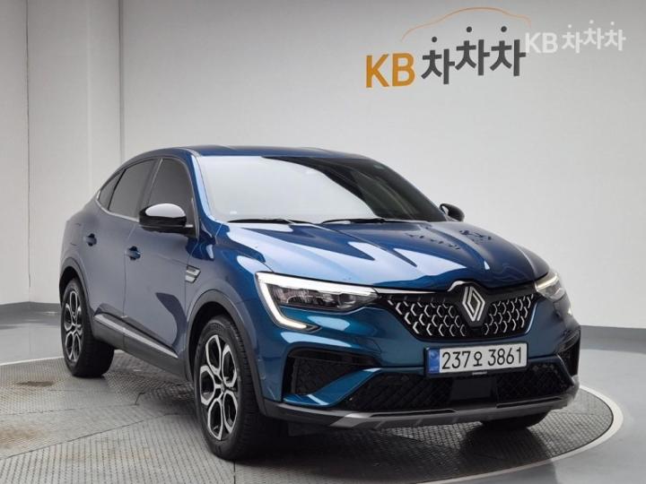 Renault Arkana E-Tech Hybrid 1.6 GTe Iconic 5