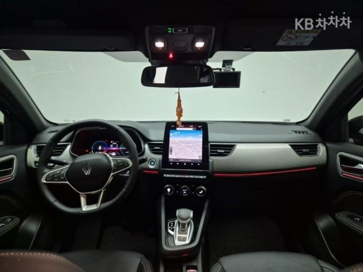 Renault Arkana E-Tech Hybrid 1.6 GTe Iconic 8