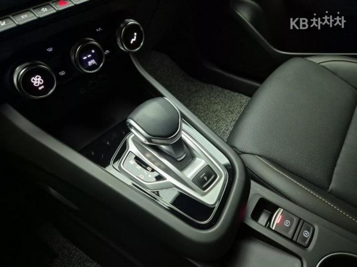 Renault Arkana E-Tech Hybrid 1.6 GTe Iconic 9