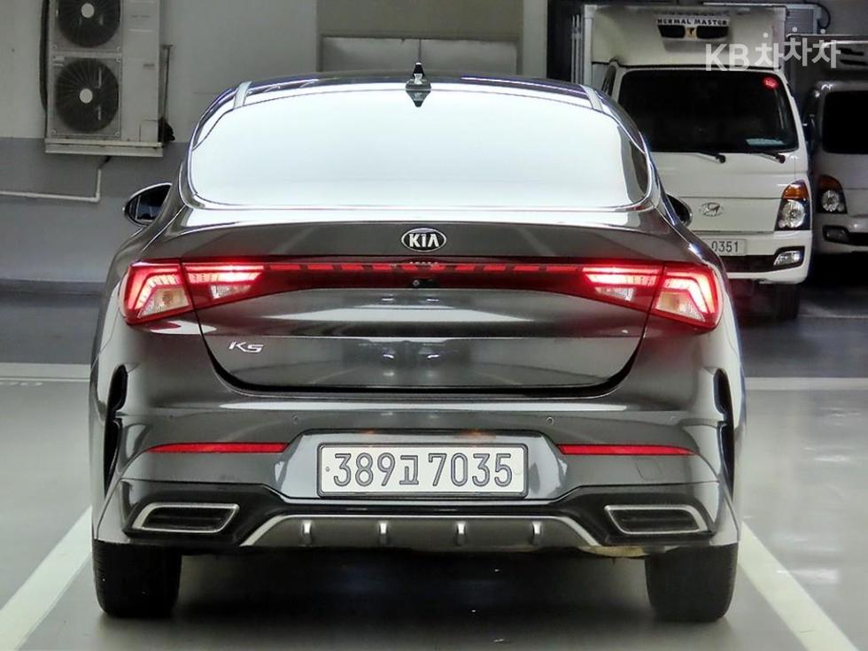2021 - kia k5