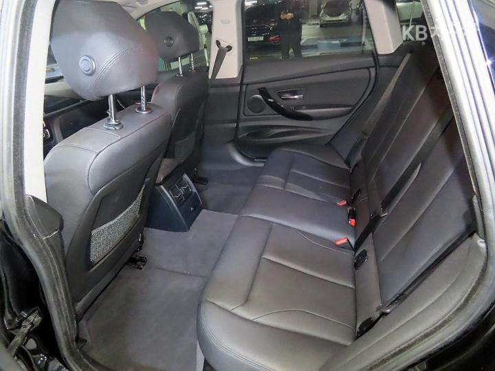 BMW 3 Series GranTurismo GT 320d F34 13 year ~ 8