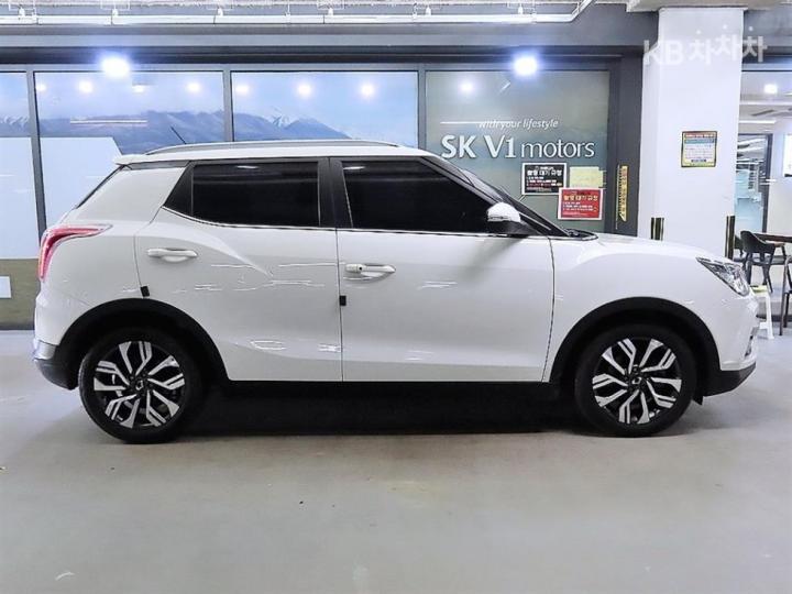 KG Mobility (Ssangyong) Tivoli Armor 1.6 Gasoline VX 2WD 4