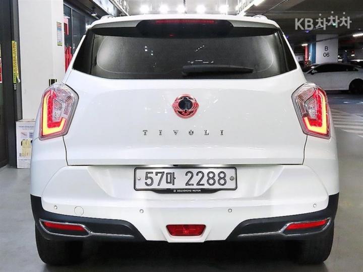 KG Mobility (Ssangyong) Tivoli Armor 1.6 Gasoline VX 2WD 6