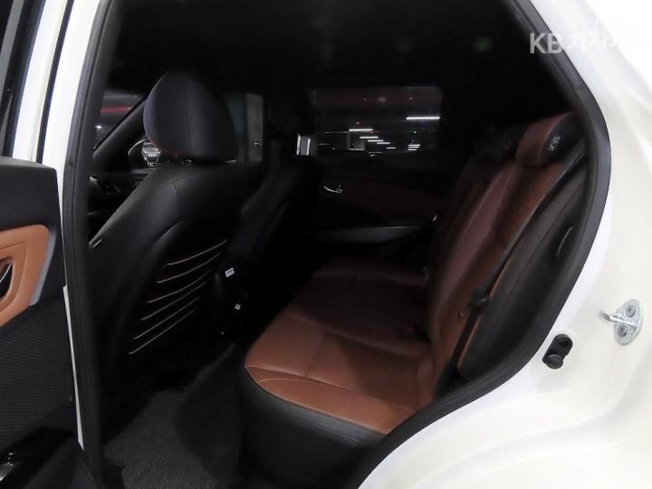 KG Mobility (Ssangyong) Tivoli Armor 1.6 Gasoline VX 2WD 8