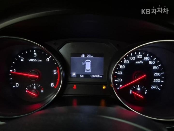 Kia Carnival 2.2 Diesel Luxury 7