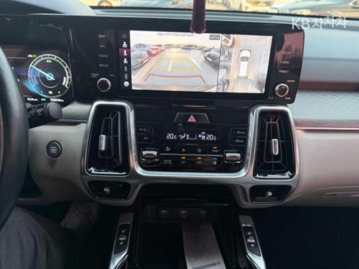 Kia Sorento Hybrid 1.6 HEV Noblesse 10