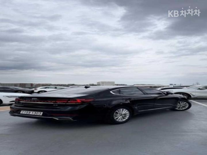 Kia K7 Premier 3.0 LPi Trendy 5