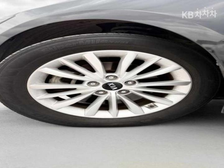 Kia K7 Premier 3.0 LPi Trendy 8