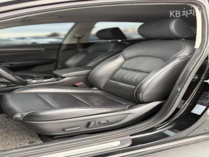 Kia K7 Premier 3.0 LPi Trendy 9