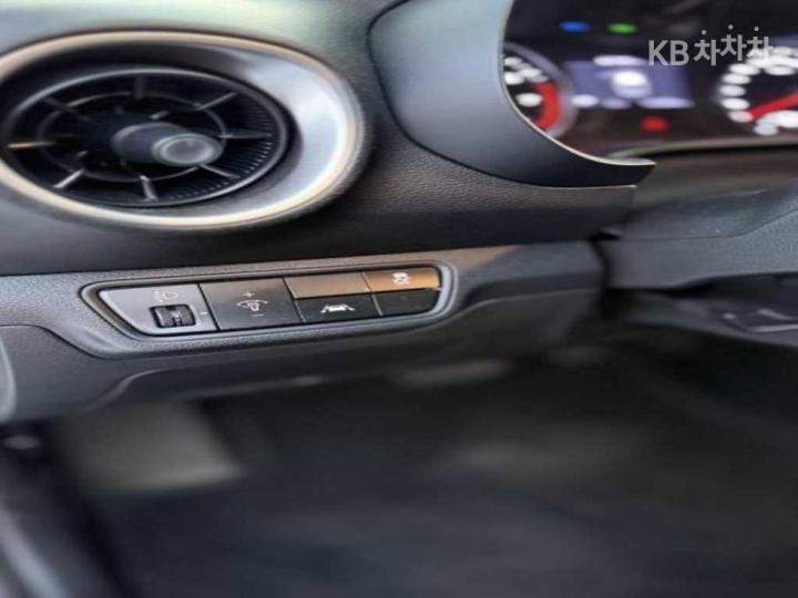 Kia K3 1.6 Gasoline Trendy 7