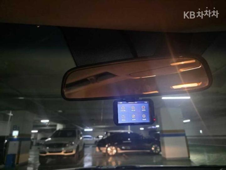 Kia K3 1.6 Gasoline Standard 7