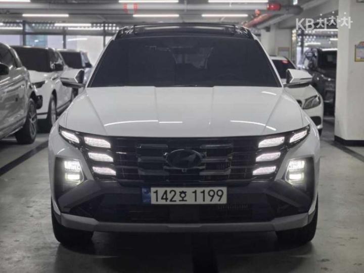 Hyundai Tucson NX4 Gasoline 1.6T 2WD Inspiration