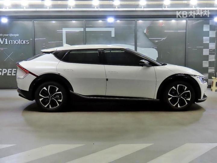 Kia EV6 Long Range 2WD Earth 4