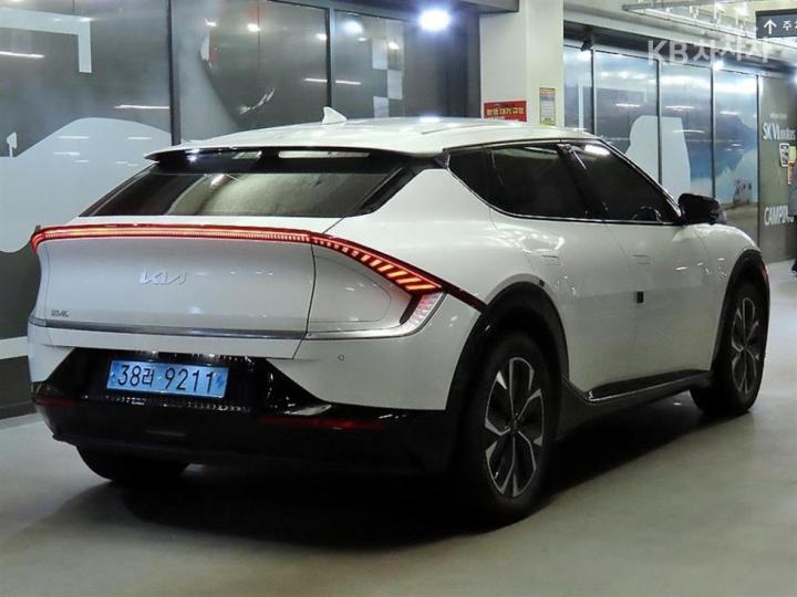 Kia EV6 Long Range 2WD Earth 5