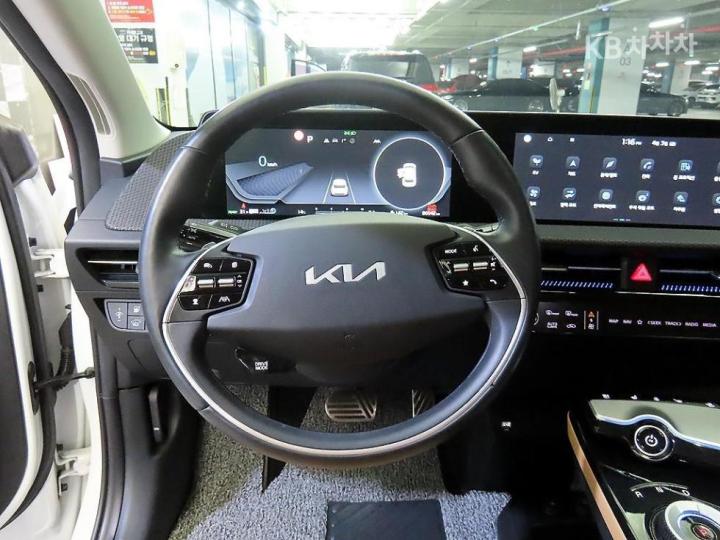 Kia EV6 Long Range 2WD Earth 9