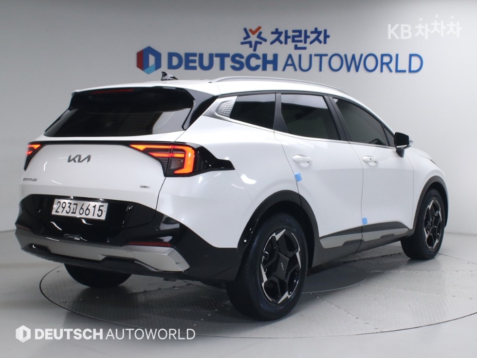 2025 - kia sportage