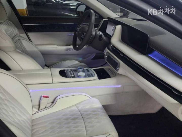 Genesis G90 RS4 3.5T e-S/ C AWD LWB Base Type 7