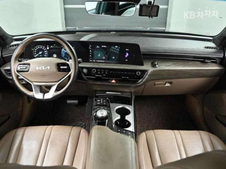 Kia K8 Hybrid 1.6 Turbo Noblesse 8