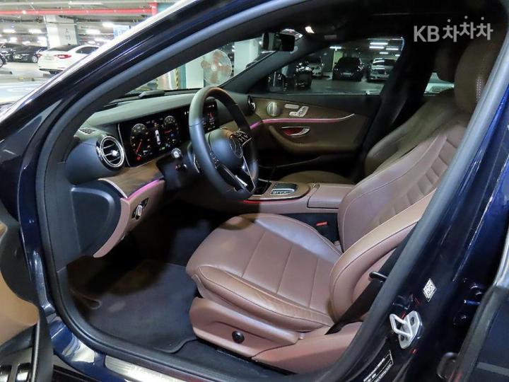 Mercedes-Benz E-Class W213 E300e 4MATIC Exclusive 7