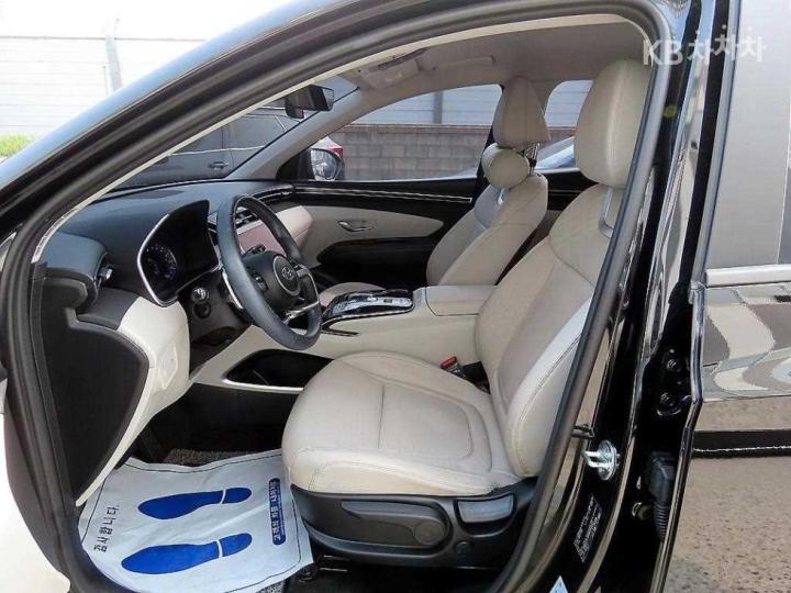 Hyundai Tucson The NX4 Gasoline 1.6T 2WD Premium 6