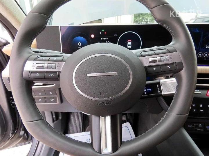 Hyundai Sonata The Edge DN8 1.6 Turbo Inspiration 9