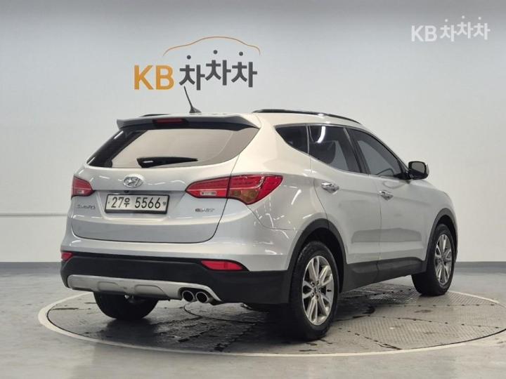 Hyundai Santa Fe DM R2.0 2WD MODERN 4