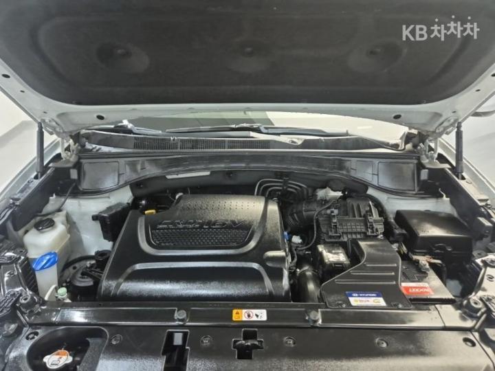 Hyundai Santa Fe DM R2.0 2WD MODERN 6