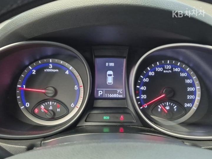 Hyundai Santa Fe DM R2.0 2WD MODERN 7