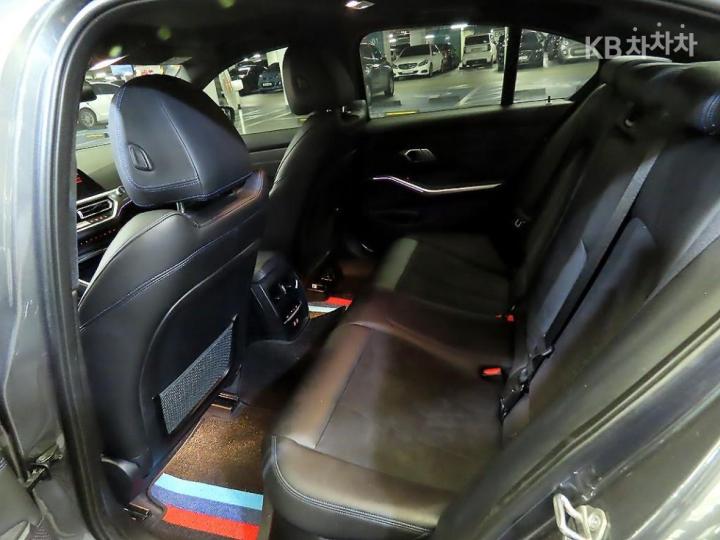 BMW 3 Series G20 320i M Sport 8