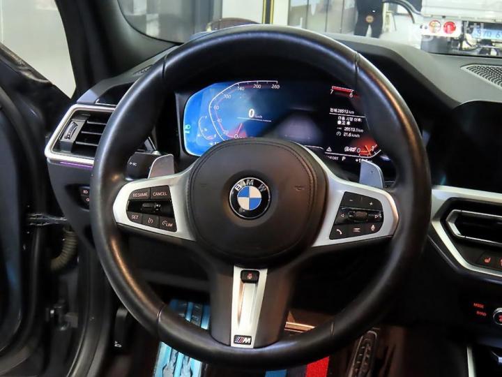 BMW 3 Series G20 320i M Sport 9