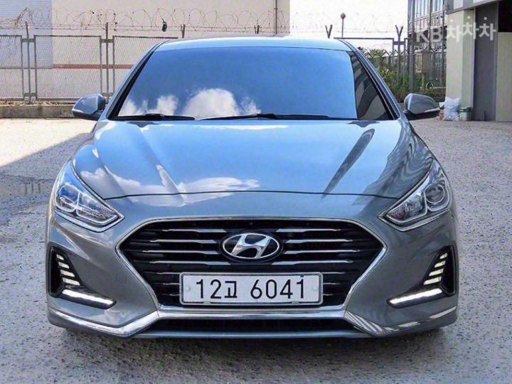 Hyundai Sonata New Rise 1.7 Diesel Smart 2