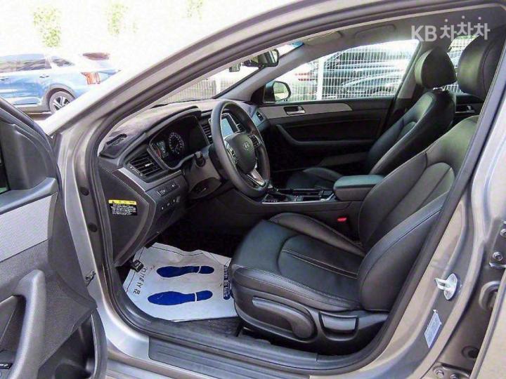 Hyundai Sonata New Rise 1.7 Diesel Smart 6