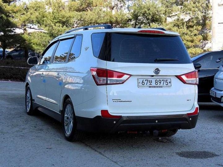 KG Mobility (Ssangyong) Korando Turismo 4WD GT 4