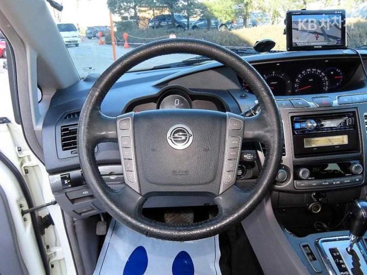 KG Mobility (Ssangyong) Korando Turismo 4WD GT 10