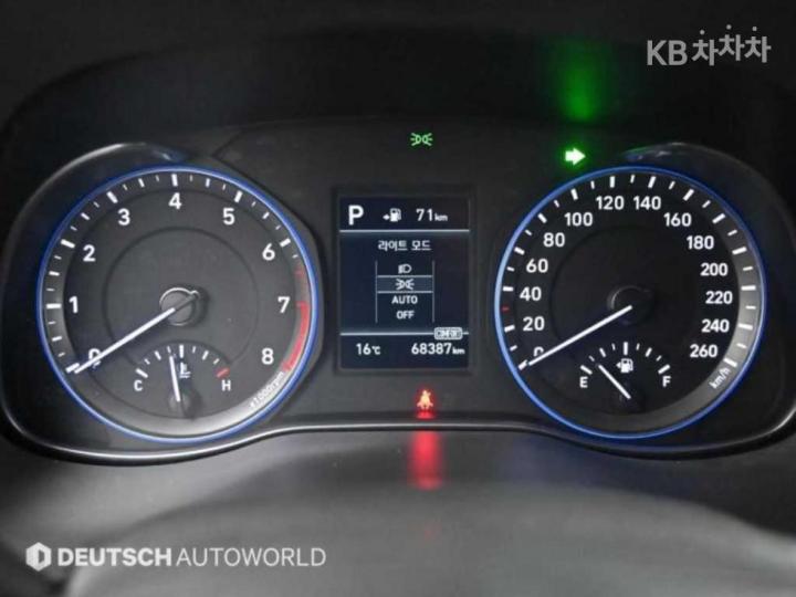 Hyundai Kona 1.6 Turbo Modern Pop 9