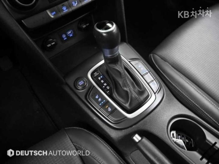 Hyundai Kona 1.6 Turbo Modern Pop 10