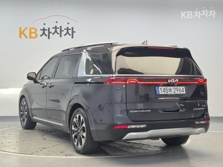 Kia Carnival D2.2 Signature 3